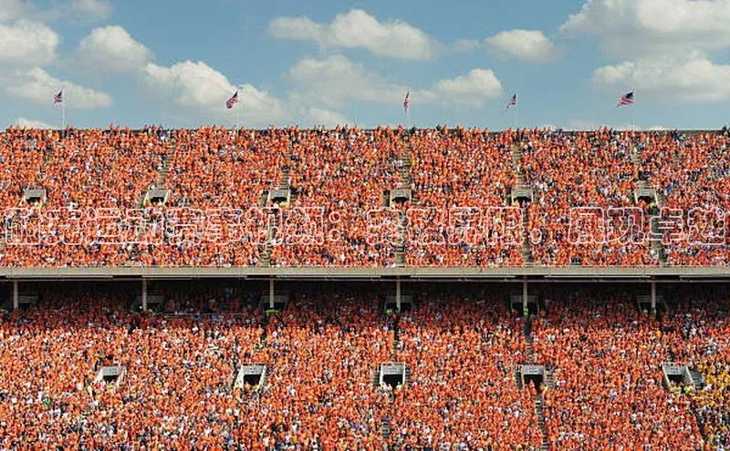 非凡娱乐app度小满理财耐克运动赛事视频：突破界限，展现卓越